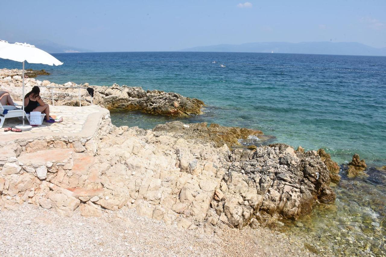Cosy Studio With A Terrace And A Sea View Ravni Exterior foto